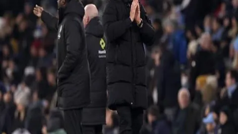 火箭输球：史密斯力挽狂澜独木难支，格林状态低迷，湖人逆转取胜